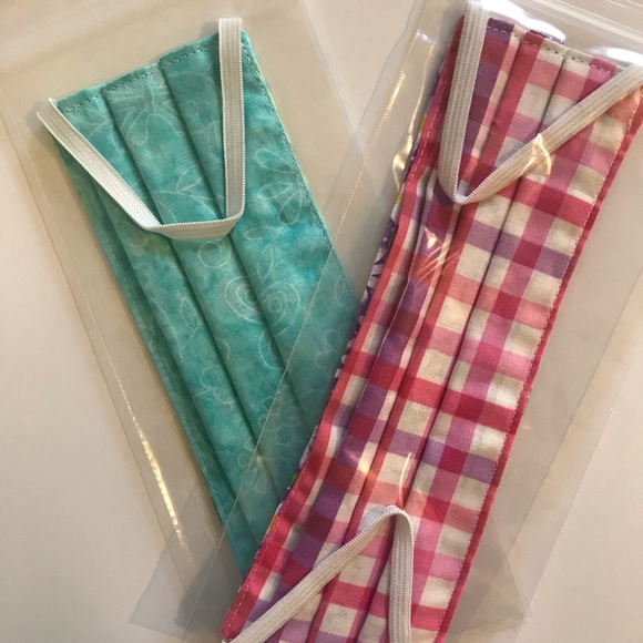 2 Face Masks REVERSIBLE Boho Floral Green & Purple - Picture 2 of 11